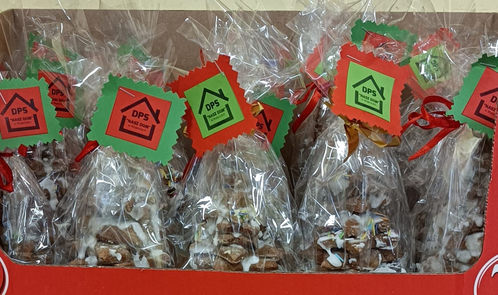 Zdjęcie pierników wykonanych przez mieszkańców DPS